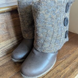 Y2K Boots By Muk Luks With Sweater Cuff And Lug Sole Size 9